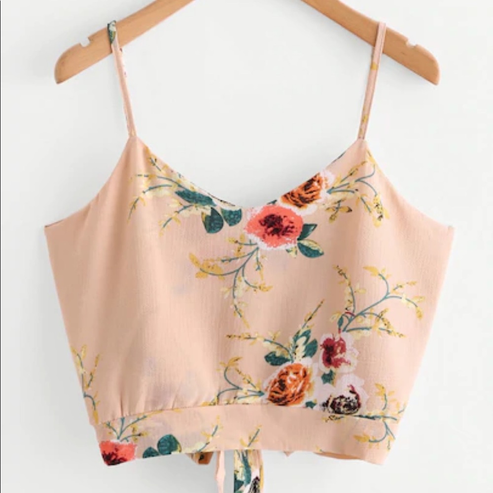 Crop top tank top
